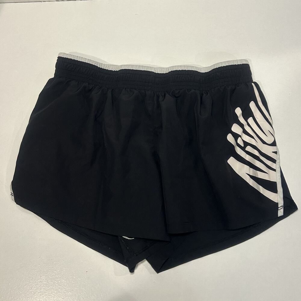 Nike Women’s Black Loose Fit Running Shorts‎ Size Medium
